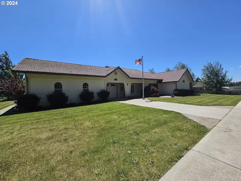 110 W MCKINLEY ST, Goldendale, WA 98620