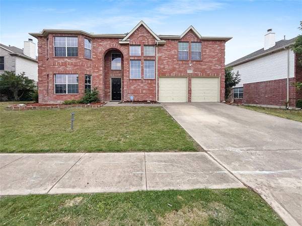 8409 Southern Prairie Drive, Fort Worth, TX 76123