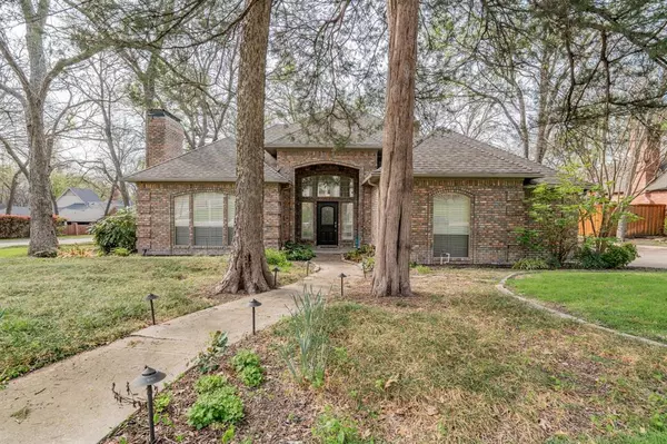 2801 Woodstream Lane, Mckinney, TX 75072