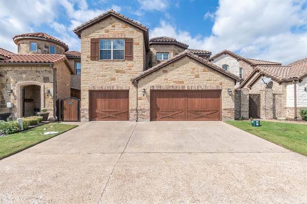 10051 Lakeside Drive, Fort Worth, TX 76179