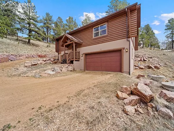 Divide, CO 80814,136 Cooper Lake DR