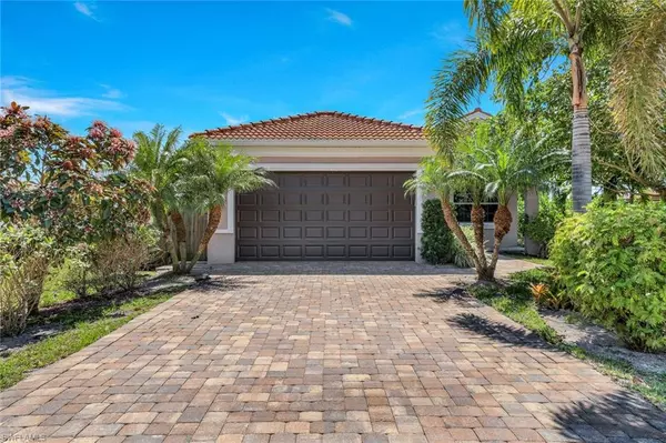 Naples, FL 34108,838 95th AVE N