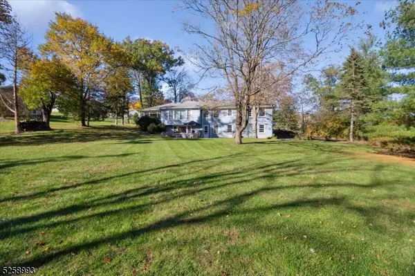 Bernardsville Boro, NJ 07931,24 Pheasant Hill Dr