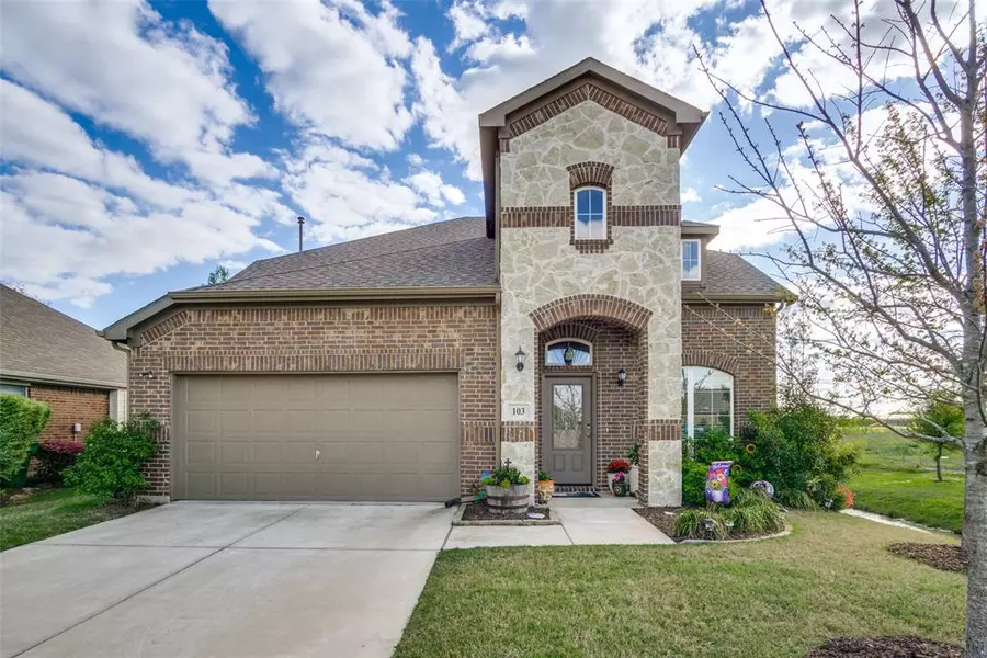 103 Shetland, Waxahachie, TX 75165