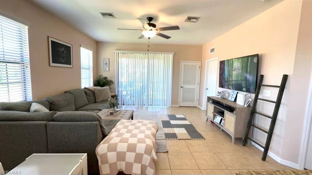 Estero, FL 33928,3722 Pino Vista WAY 3