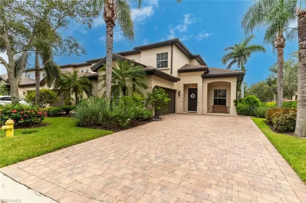 Naples, FL 34119,6135 Montelena CIR 3104