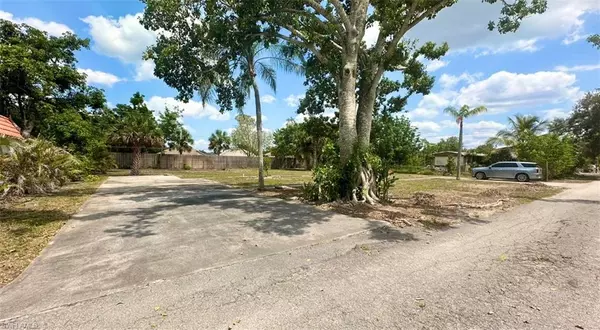 Estero, FL 33928,21201 Cypress Park CIR