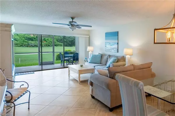 Naples, FL 34104,7025 Dennis CIR G-104