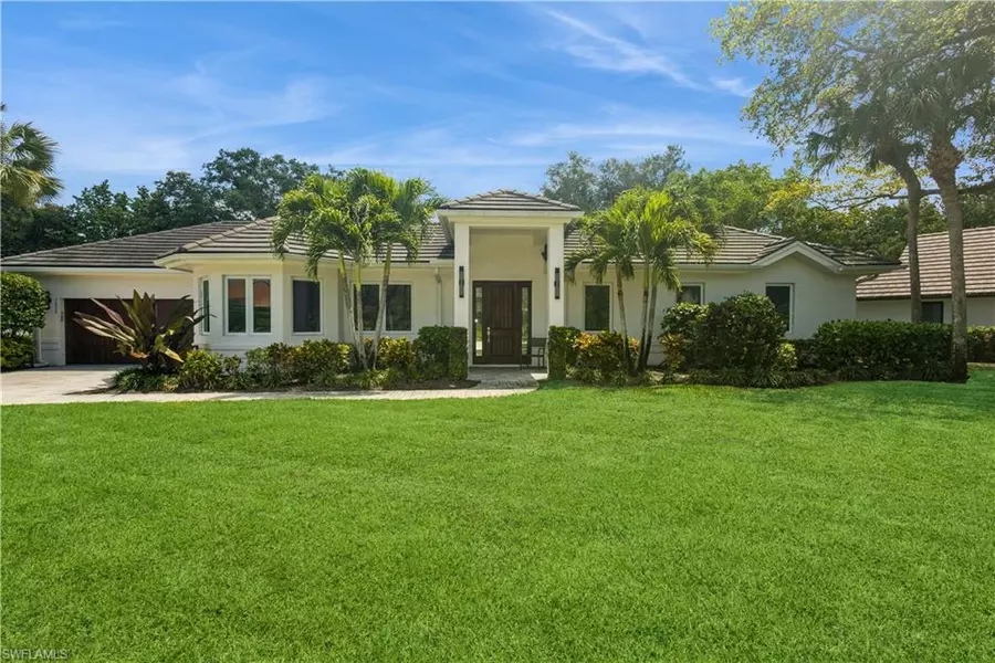 7026 Oakmont PKWY, Naples, FL 34108