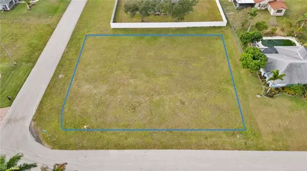 424 14th ST, Cape Coral, FL 33990