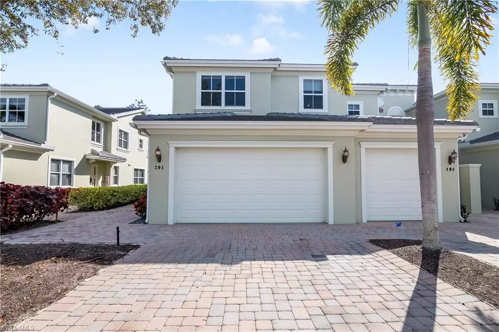 Naples, FL 34105,1345 Mariposa CIR 5-201