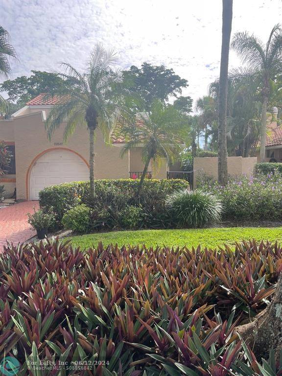 Boca Raton, FL 33433,22537 Meridiana Dr  #22537