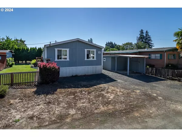 Tenmile, OR 97481,282 HORSESHOE LN