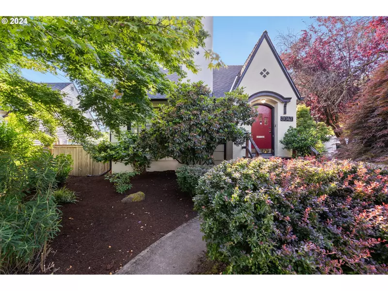 3047 NE 33RD AVE, Portland, OR 97212