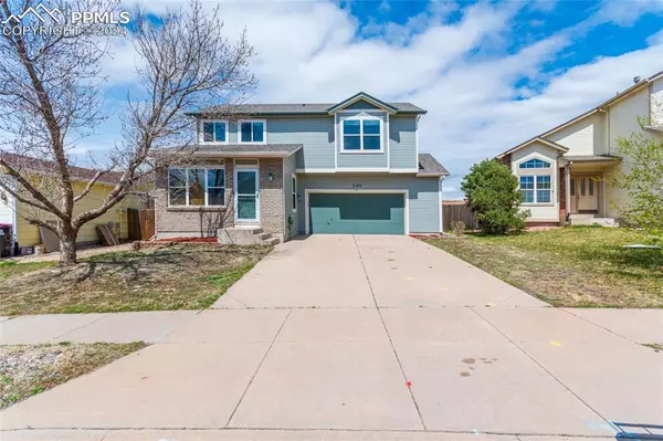 Colorado Springs, CO 80923,5180 Chaise DR