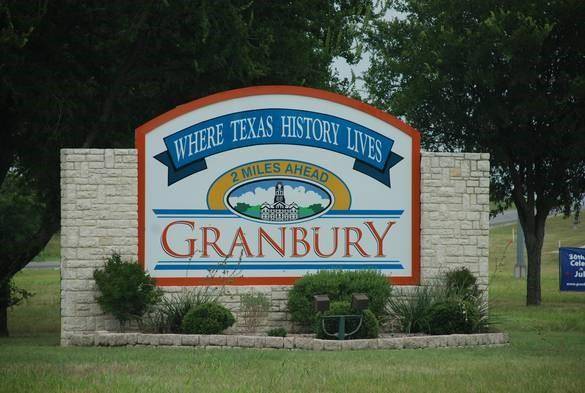 1123 Scenic Drive, Granbury, TX 76048