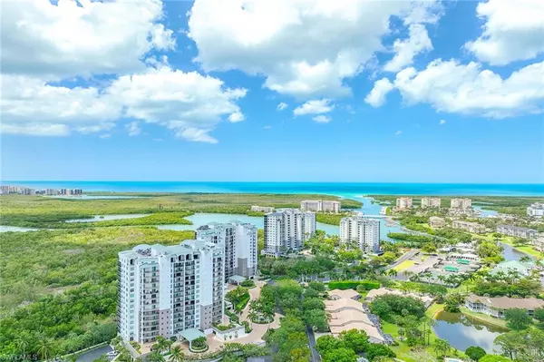 Naples, FL 34110,455 Cove Tower DR 1704