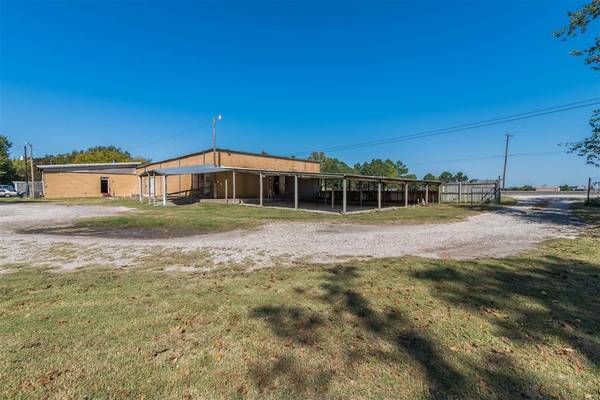 27790 Hwy 56, Whitesboro, TX 76273