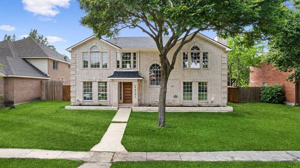 2221 Dana Drive, Rowlett, TX 75088