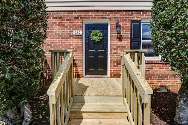 Lynchburg, VA 24502,542 Leesville RD