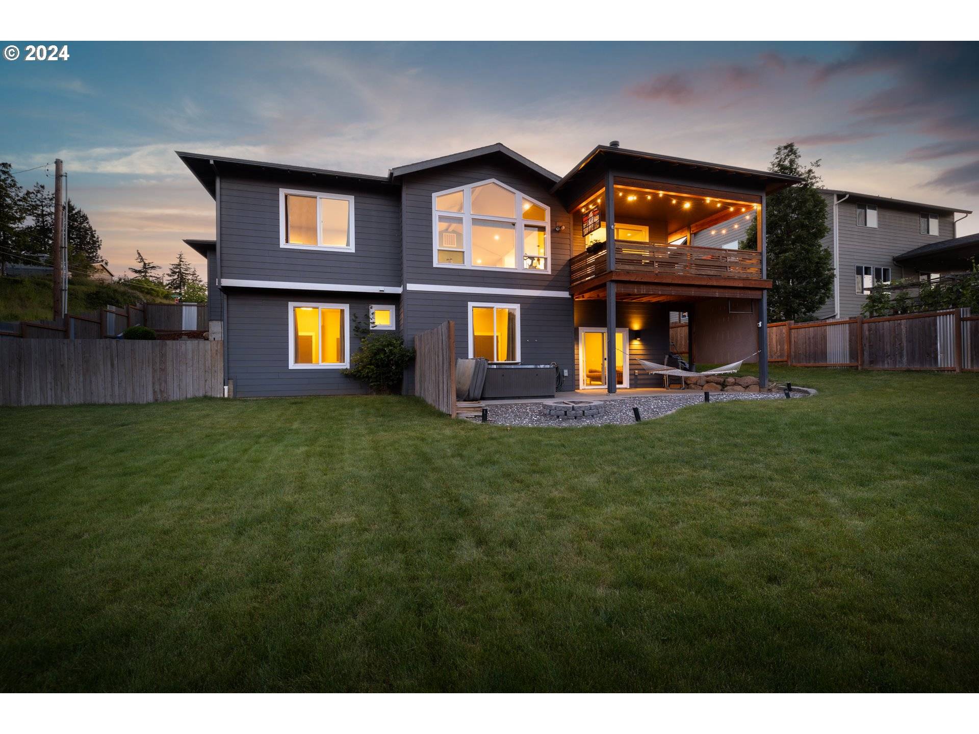 White Salmon, WA 98672,1005 Champion LN