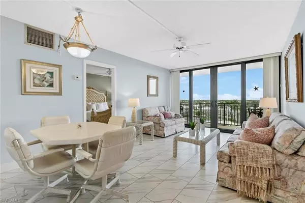 Marco Island, FL 34145,180 Seaview CT 712