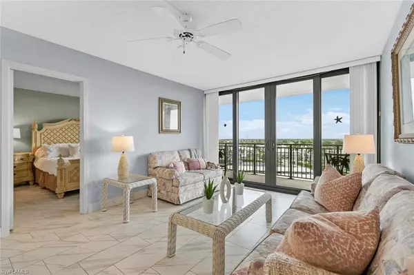 Marco Island, FL 34145,180 Seaview CT 712