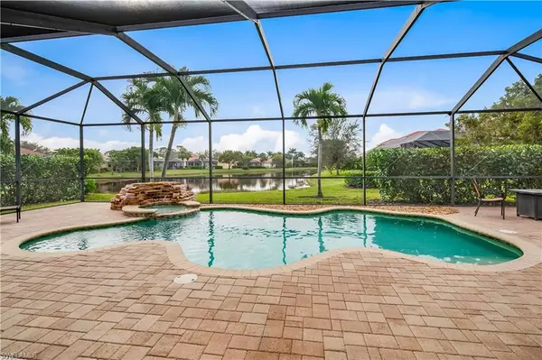 Naples, FL 34110,442 Saddlebrook LN