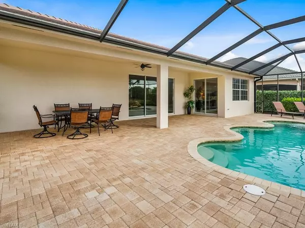 Naples, FL 34110,442 Saddlebrook LN