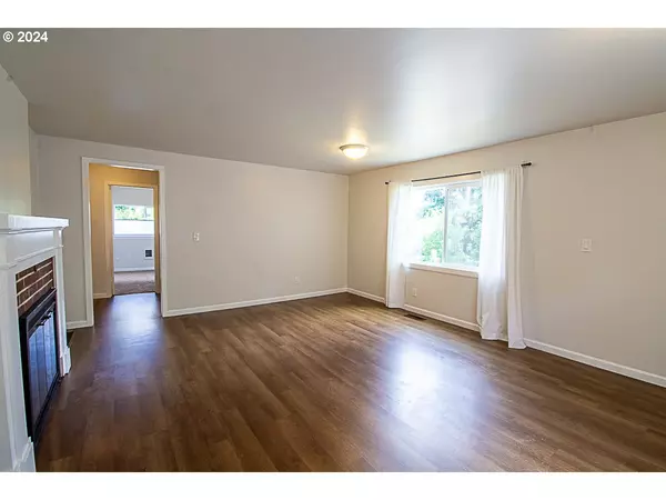 Milwaukie, OR 97267,17939 SE ARISTA DR