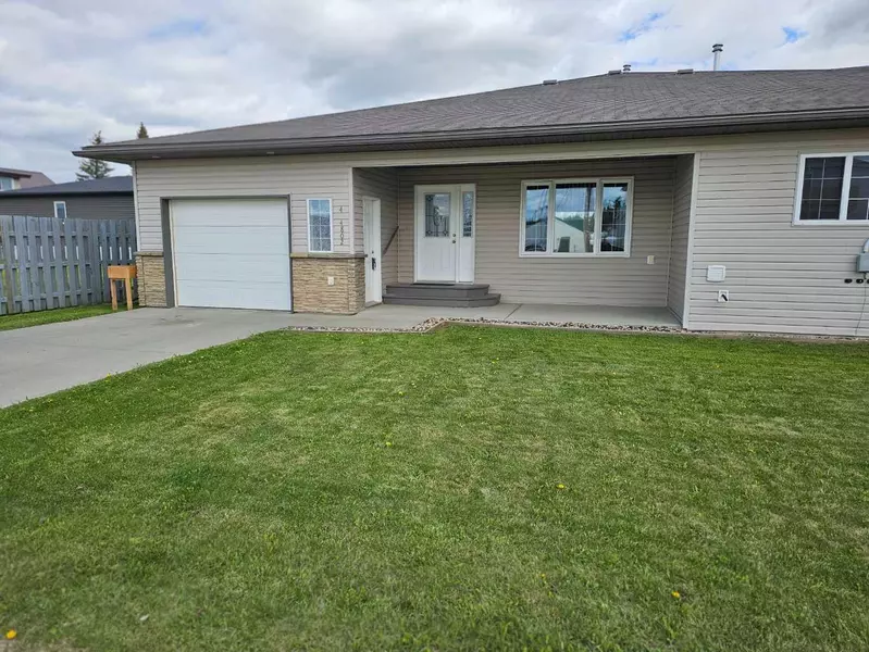 4802 49 ST #4, Mayerthorpe, AB T0E 1N0