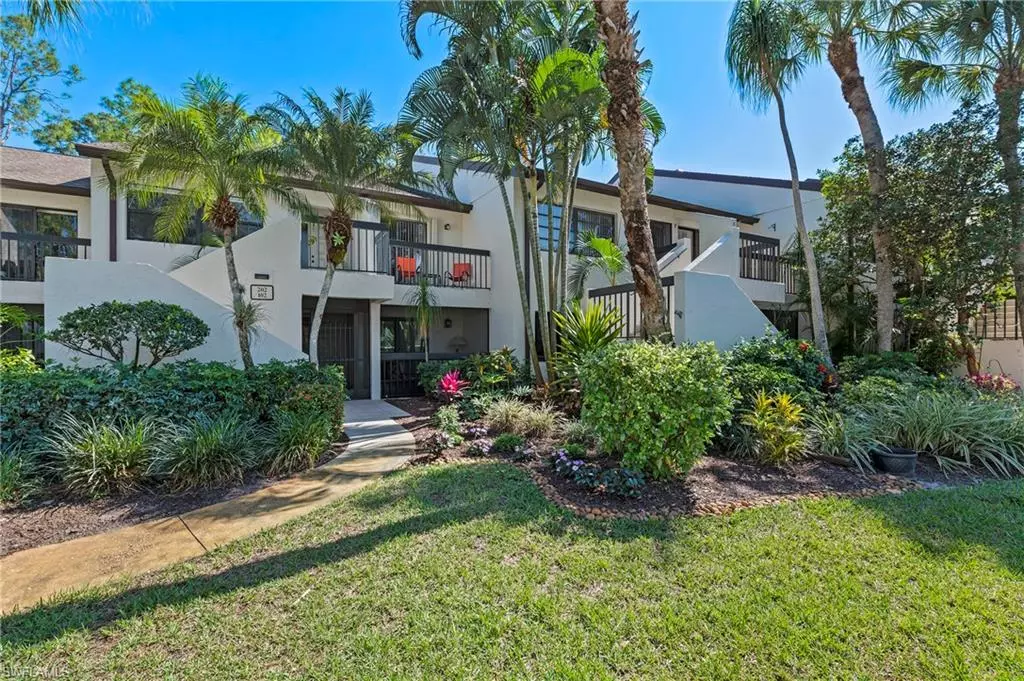 Naples, FL 34112,1808 Kings Lake BLVD 102