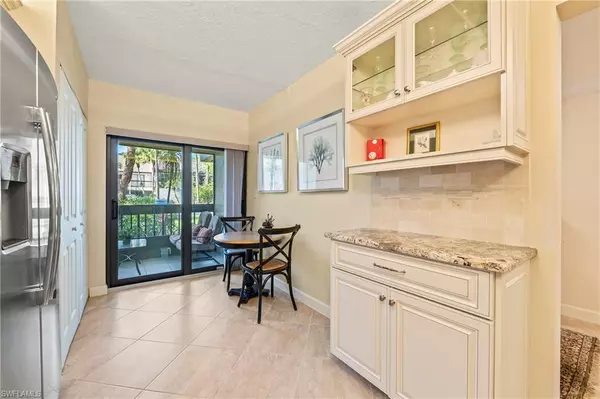 Naples, FL 34112,1808 Kings Lake BLVD 102