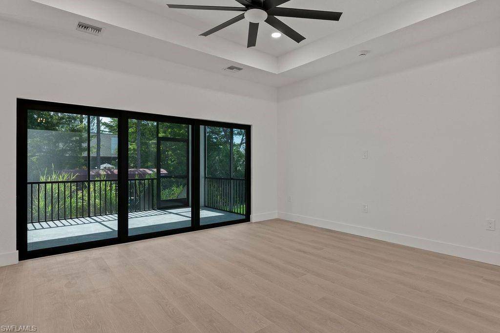 Bonita Springs, FL 34135,27071 Holly LN