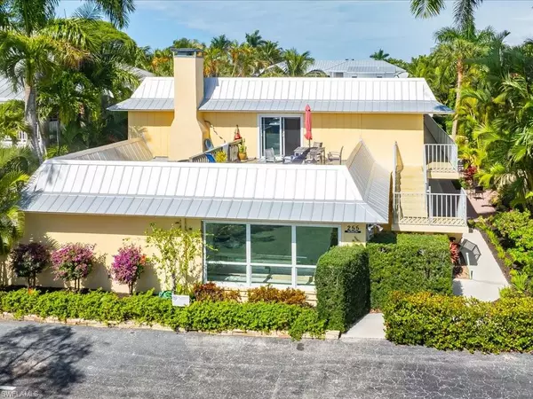 255 2nd AVE S B-1, Naples, FL 34102