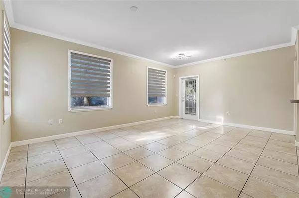 Coral Springs, FL 33067,6844 W Sample Rd  #6844