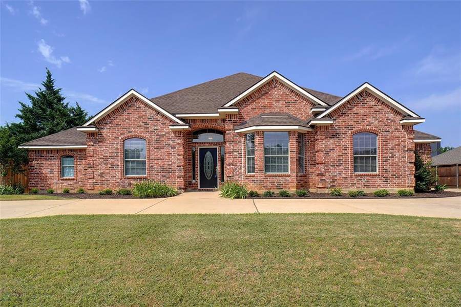 308 Cottonwood Trail, Shady Shores, TX 76208