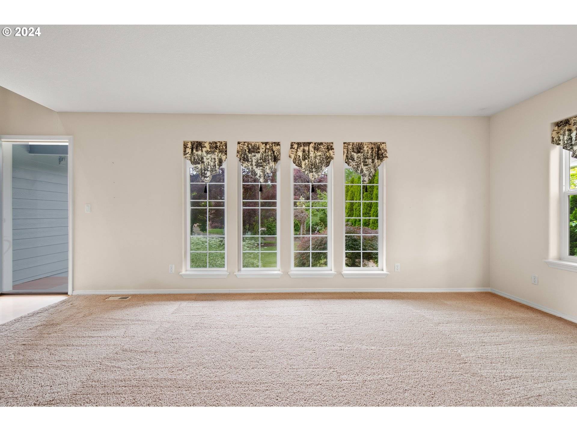 Camas, WA 98607,2302 NW 22ND CIR