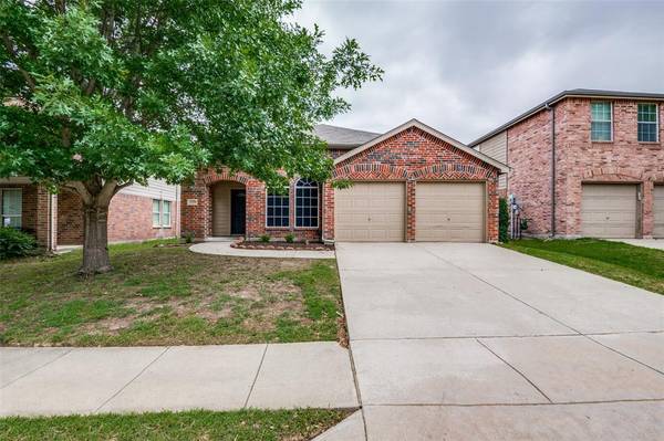 1629 Flamingo Drive, Little Elm, TX 75068