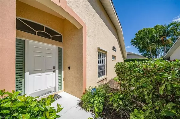 Naples, FL 34113,6646 Castlelawn PL