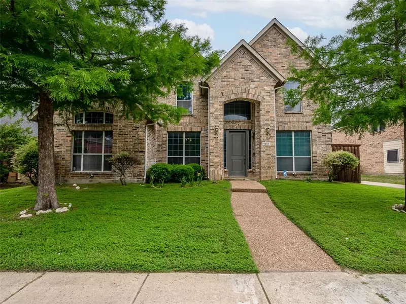 9304 Stonewood Drive, Mckinney, TX 75072