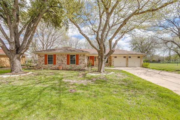 307 Ables Street,  Granbury,  TX 76048