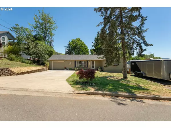 Roseburg, OR 97470,1063 NE KNOLL AVE