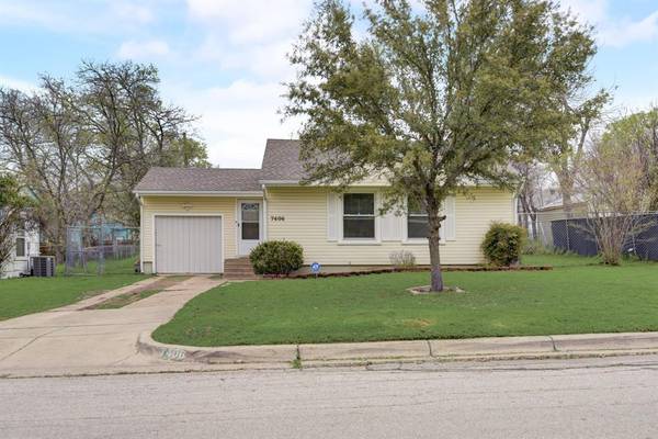 7406 Llano Avenue, Fort Worth, TX 76116