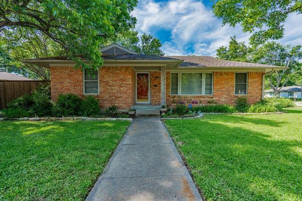 10506 Lakemere Drive, Dallas, TX 75238