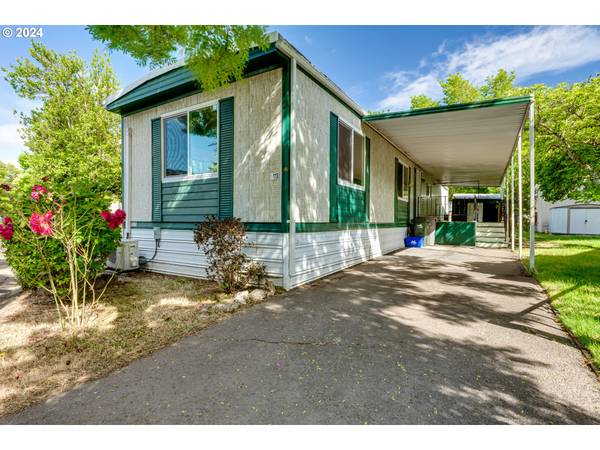 1475 GREEN ACRES RD #113, Eugene, OR 97408