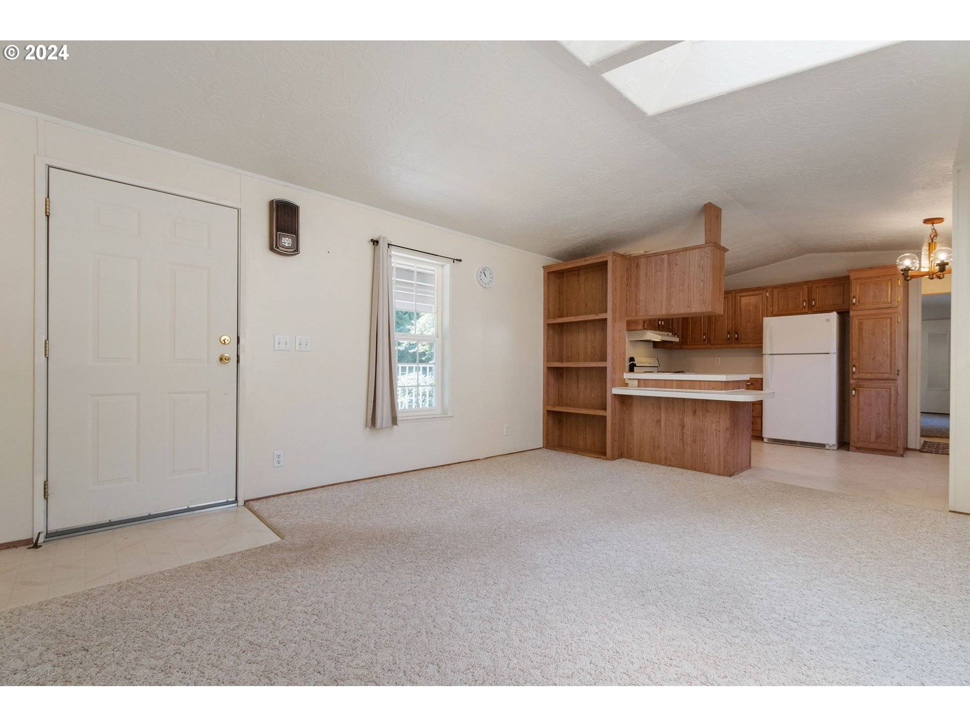 Carson, WA 98610,301 BROOKS RD
