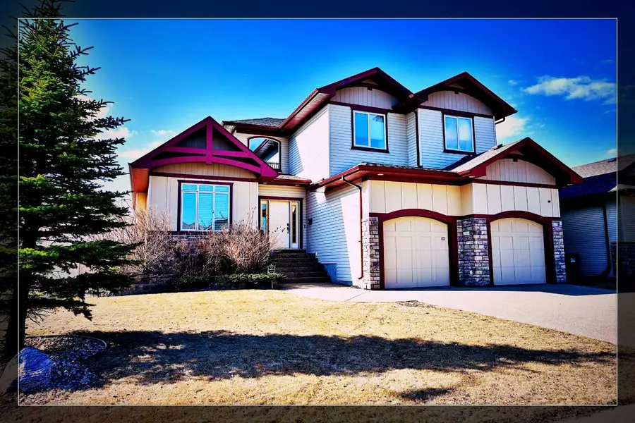 6 Ingram Close, Red Deer, AB T4R 0A3