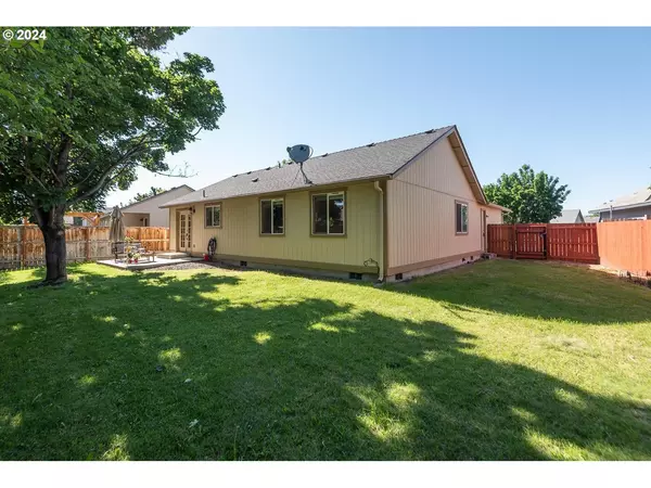 Redmond, OR 97756,2766 SW REINDEER AVE