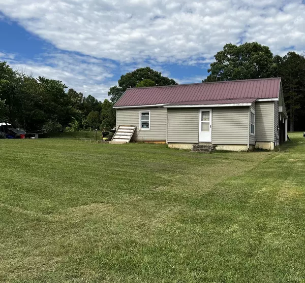 101 Allen RD, Altavista, VA 24517